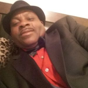 Meet your Posher, Larry